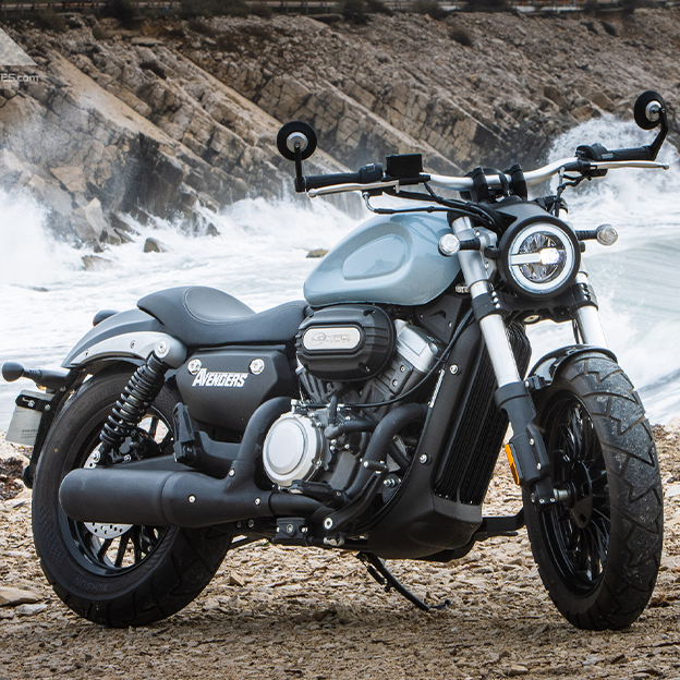 Motos